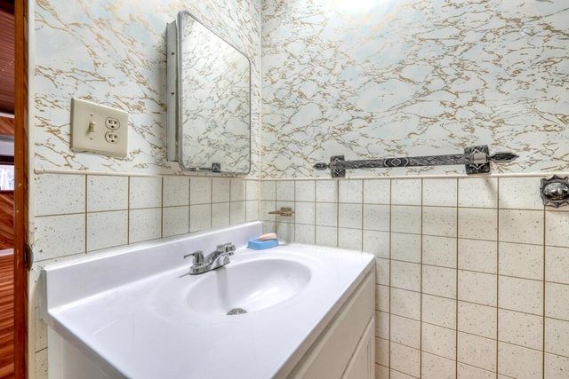 4348 White Oak Drive, Hiawassee, GA 30546