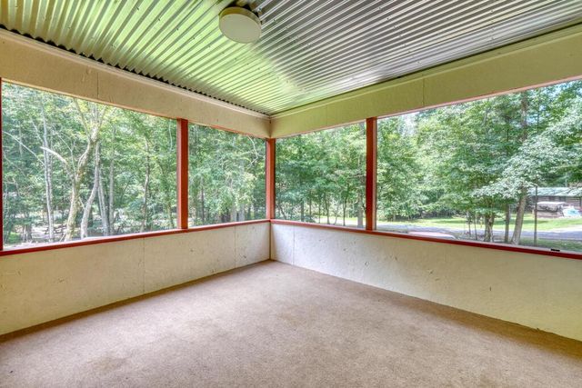 4348 White Oak Drive, Hiawassee, GA 30546