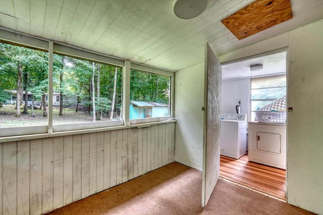4348 White Oak Drive, Hiawassee, GA 30546