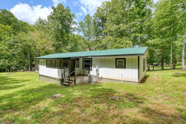 4348 White Oak Drive, Hiawassee, GA 30546