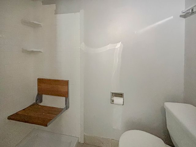 5156 W 63rd Place, Chicago, IL 60638