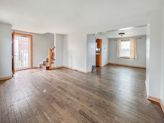 5156 W 63rd Place, Chicago, IL 60638