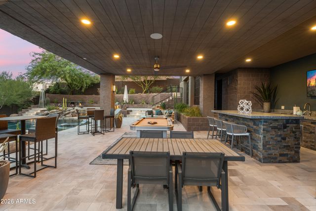 1136 E FOREST HILLS Drive, Phoenix, AZ 85022
