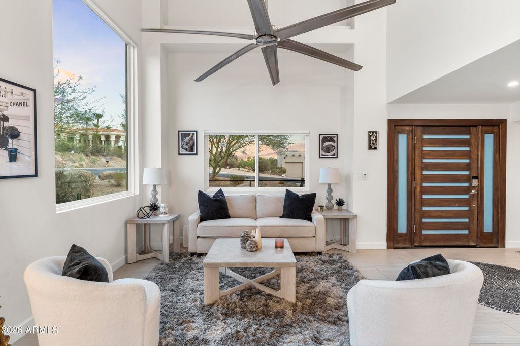 1136 E FOREST HILLS Drive, Phoenix, AZ 85022 — photo 4