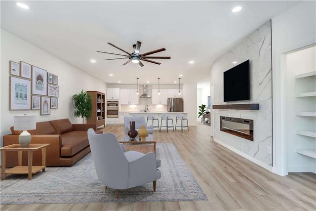 1072 Brookglynn Trace, Decatur, GA 30032