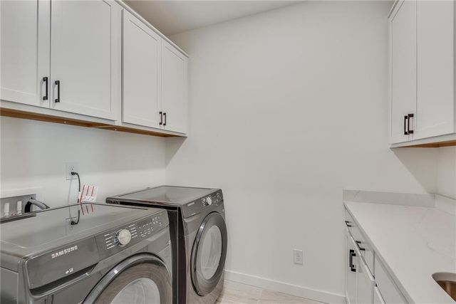 1072 Brookglynn Trace, Decatur, GA 30032