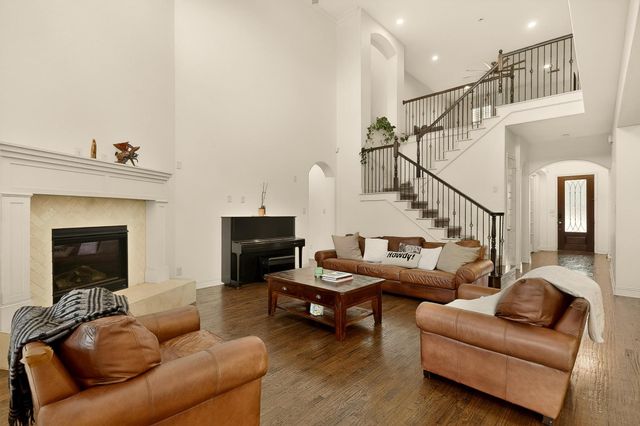 1107 Devonshire Drive S, Forney, TX 75126