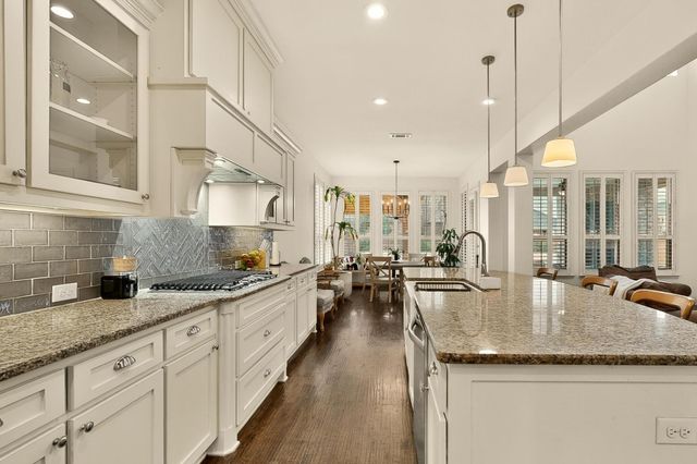 1107 Devonshire Drive S, Forney, TX 75126