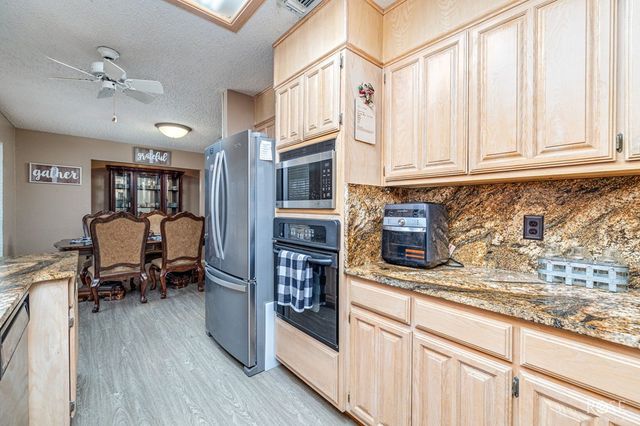 15894 Fitzgerald Drive, San Angelo, TX 76904