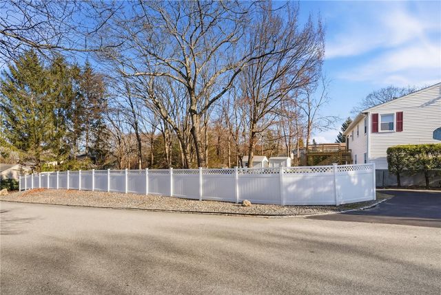 44 Village Avenue, Cranston, RI 02920