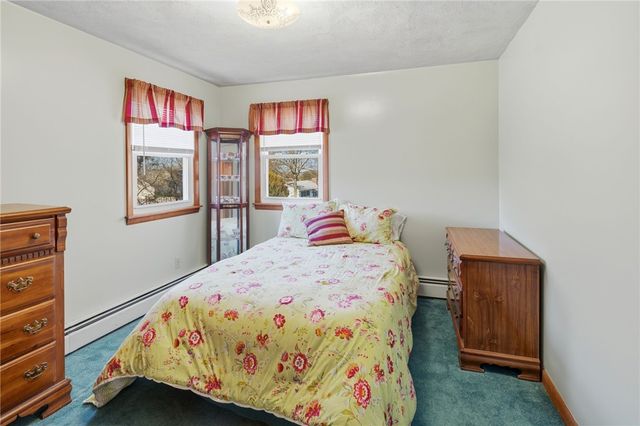 44 Village Avenue, Cranston, RI 02920