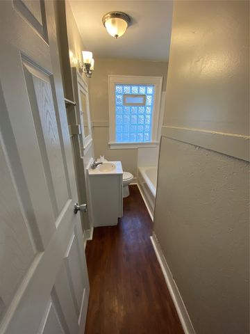 1527 Forest Avenue, Des Moines, IA 50314