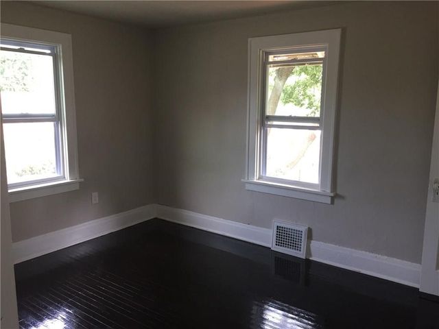 1527 Forest Avenue, Des Moines, IA 50314