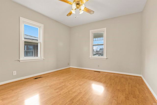 404 Wedeking Avenue, Evansville, IN 47711