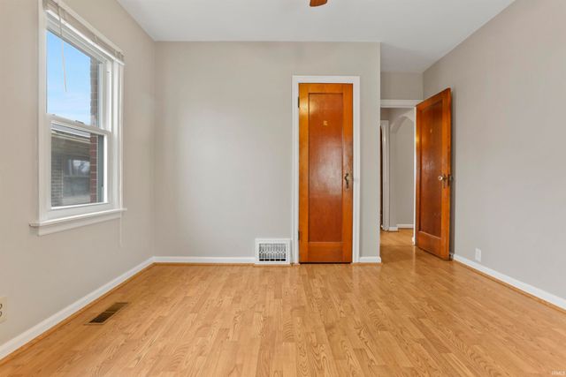 404 Wedeking Avenue, Evansville, IN 47711