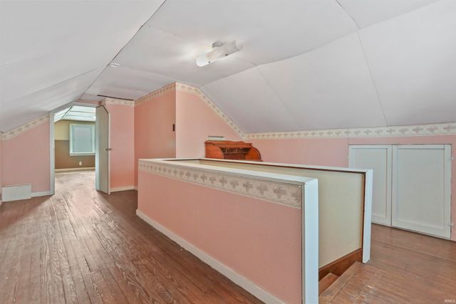 404 Wedeking Avenue, Evansville, IN 47711