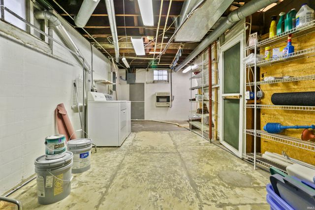 404 Wedeking Avenue, Evansville, IN 47711