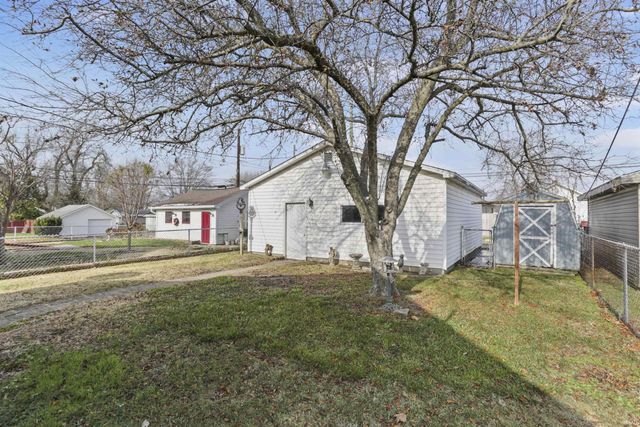 404 Wedeking Avenue, Evansville, IN 47711