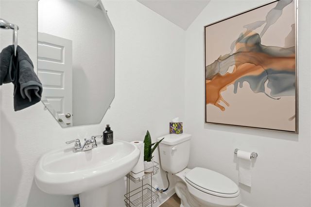 7813 Inwood Hills Lane, Houston, TX 77088