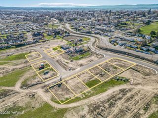 708 San Mateo (Lot 35) Ave, Sunnyside, WA 98944