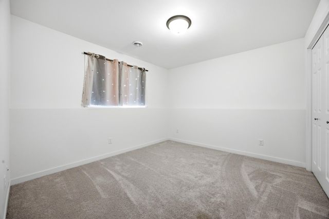 6604 28th Street S, Fargo, ND 58104