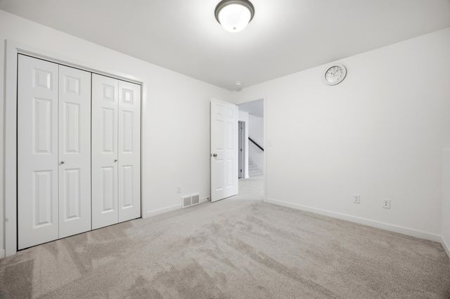 6604 28th Street S, Fargo, ND 58104