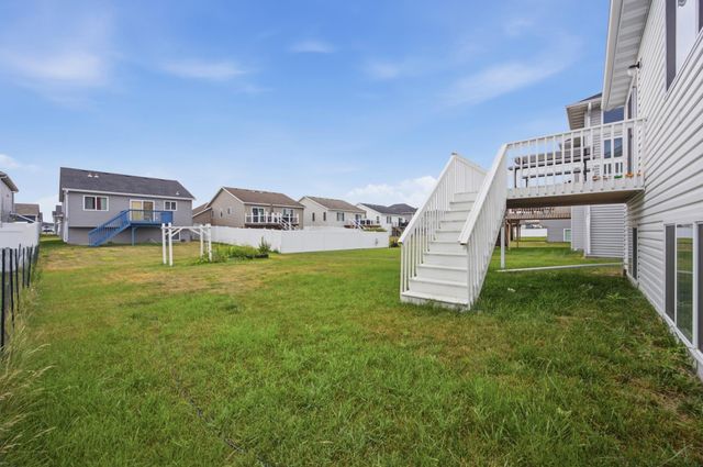 6604 28th Street S, Fargo, ND 58104