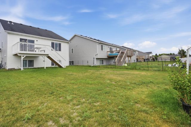 6604 28th Street S, Fargo, ND 58104