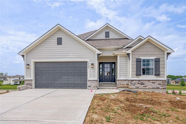 17146 W 168th Place, Olathe, KS 66062