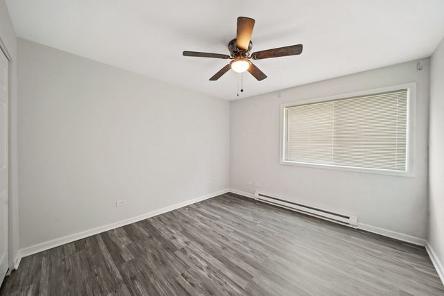 170 S Waters Edge Drive S 102, Glendale Heights, IL 60139