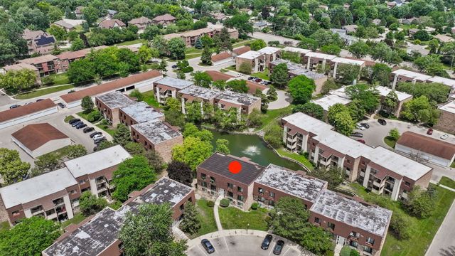 170 S Waters Edge Drive S 102, Glendale Heights, IL 60139