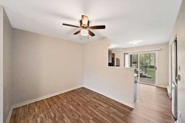 170 S Waters Edge Drive S 102, Glendale Heights, IL 60139