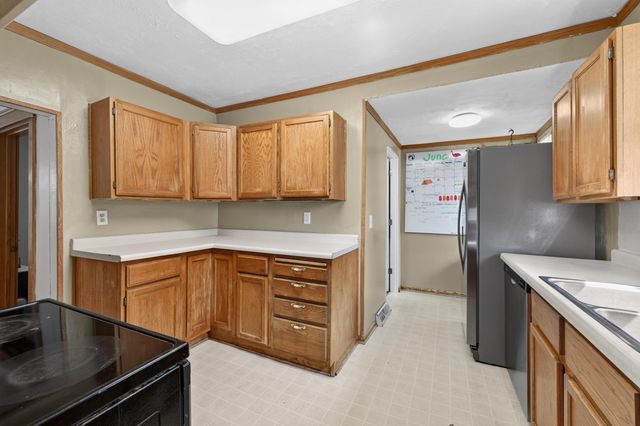 529 3rd Avenue S, South Saint Paul, MN 55075