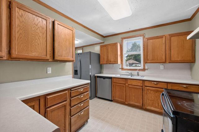 529 3rd Avenue S, South Saint Paul, MN 55075