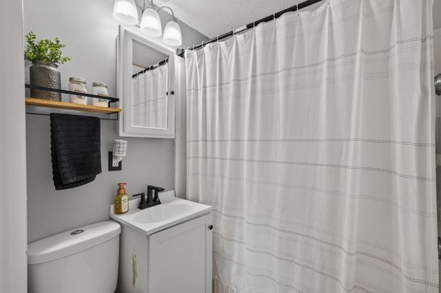 529 3rd Avenue S, South Saint Paul, MN 55075