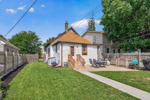 529 3rd Avenue S, South Saint Paul, MN 55075