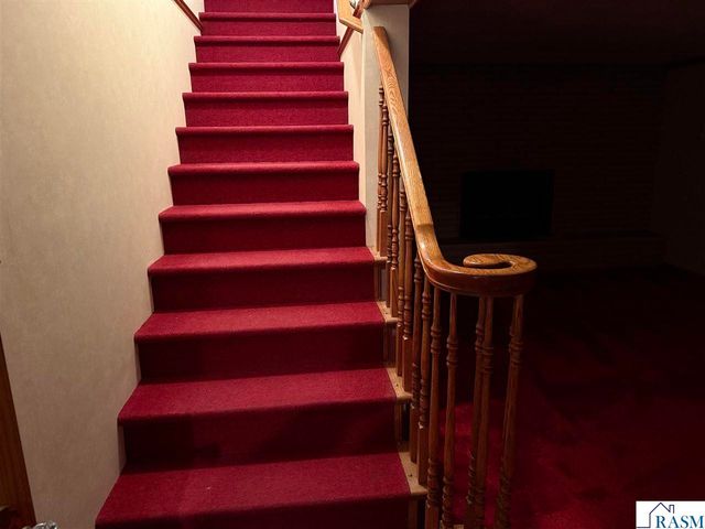 2219 Clare Drive, North Mankato, MN 56003