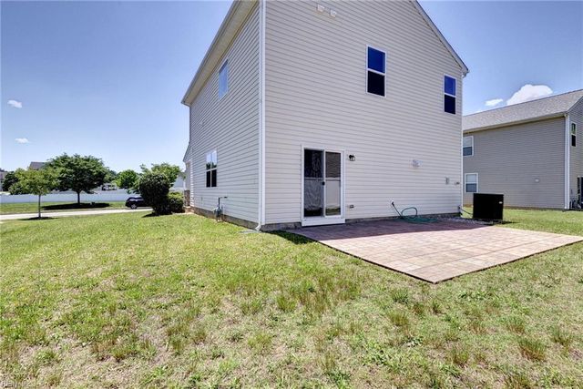 102 Tetbury LN, Williamsburg, VA 23185