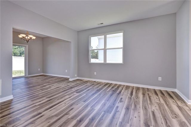 102 Tetbury LN, Williamsburg, VA 23185