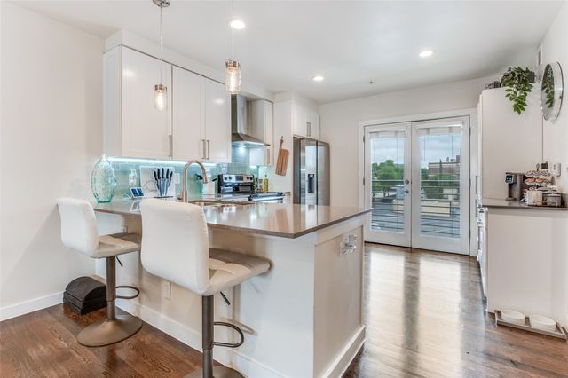 3922 Gilbert Avenue 214, Dallas, TX 75219