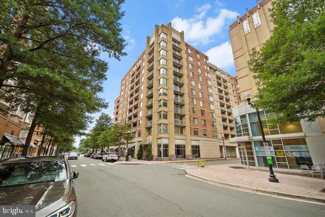 1020 HIGHLAND ST N #311, Arlington, VA 22201