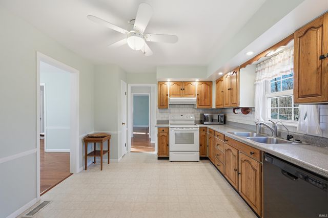 3627 Red River Road, New Castle, IN 47362