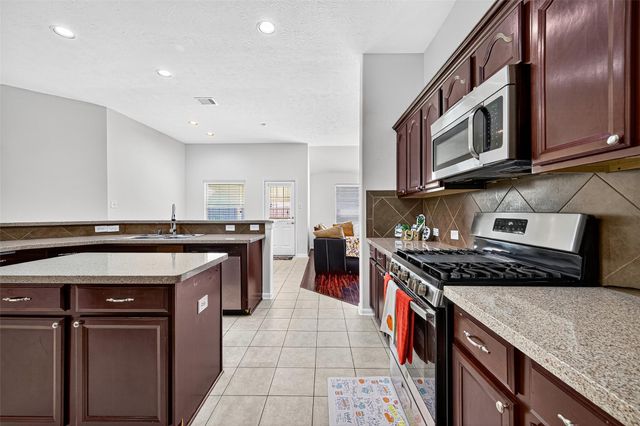 9202 Sorrell Hollow Lane, Rosenberg, TX 77469