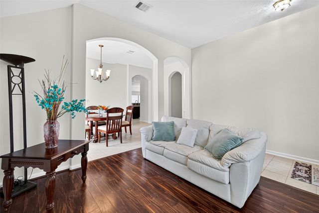 9202 Sorrell Hollow Lane, Rosenberg, TX 77469