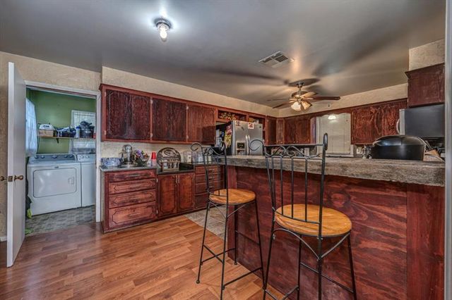 1217 W Mansur Avenue, Guthrie, OK 73044