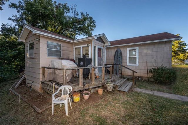 1217 W Mansur Avenue, Guthrie, OK 73044