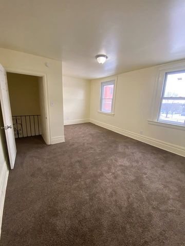 7611 Baxter St, Homewood Brushton, PA 15208