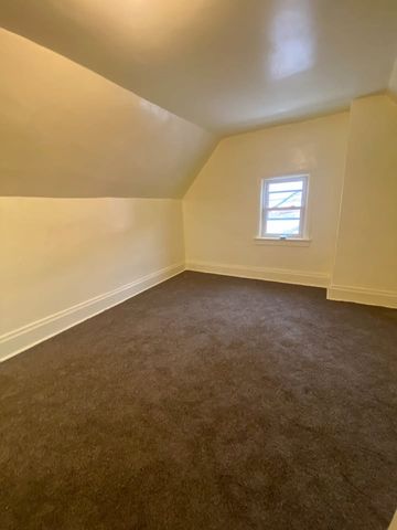 7611 Baxter St, Homewood Brushton, PA 15208