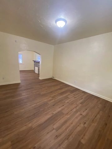7611 Baxter St, Homewood Brushton, PA 15208