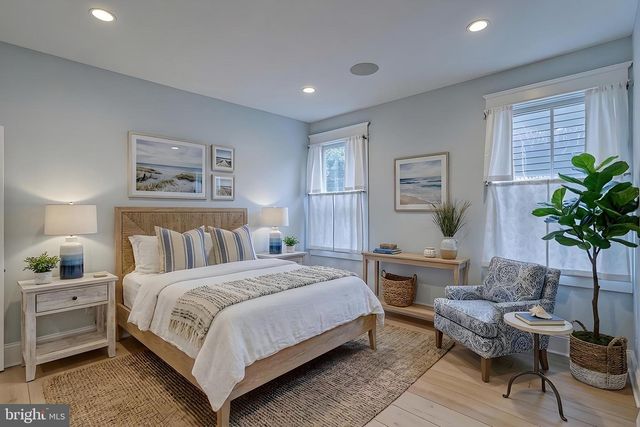 237 2ND ST, Lewes, DE 19958